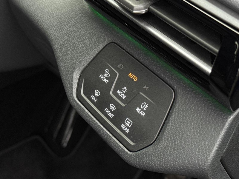 2026 (26) VOLKSWAGEN ID.4 210kW 4MOTION Match Pro 77kWh 5dr Auto 5791109