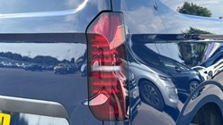 2025 (75) VOLKSWAGEN COMMERCIAL TRANSPORTER 2.0 TDI 110 Commerce Van 5674690