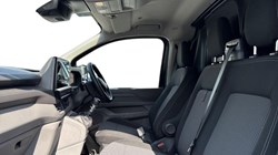 2025 (75) VOLKSWAGEN COMMERCIAL TRANSPORTER 2.0 TDI 110 Commerce Van 5674652