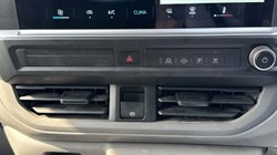 2025 (75) VOLKSWAGEN COMMERCIAL TRANSPORTER 2.0 TDI 110 Commerce Van 5674677