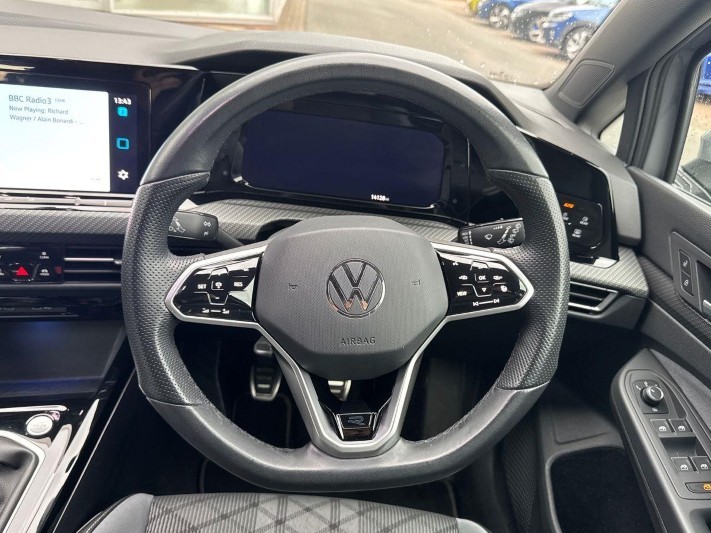 2024 (73) VOLKSWAGEN GOLF 1.5 TSI 150 R-Line 5dr 5689613
