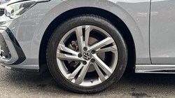 2024 (73) VOLKSWAGEN GOLF 1.5 TSI 150 R-Line 5dr 5689598