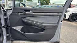 2024 (73) VOLKSWAGEN GOLF 1.5 TSI 150 R-Line 5dr 5689607