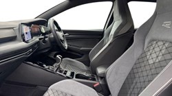 2024 (73) VOLKSWAGEN GOLF 1.5 TSI 150 R-Line 5dr 5689600