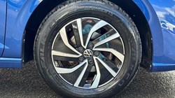 2022 (72) VOLKSWAGEN POLO 1.0 TSI Life 5dr 5685535