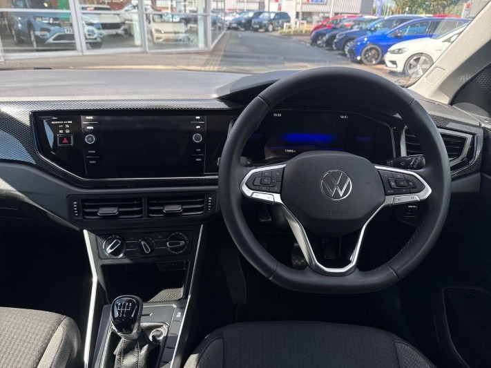 2022 (72) VOLKSWAGEN POLO 1.0 TSI Life 5dr 5685554