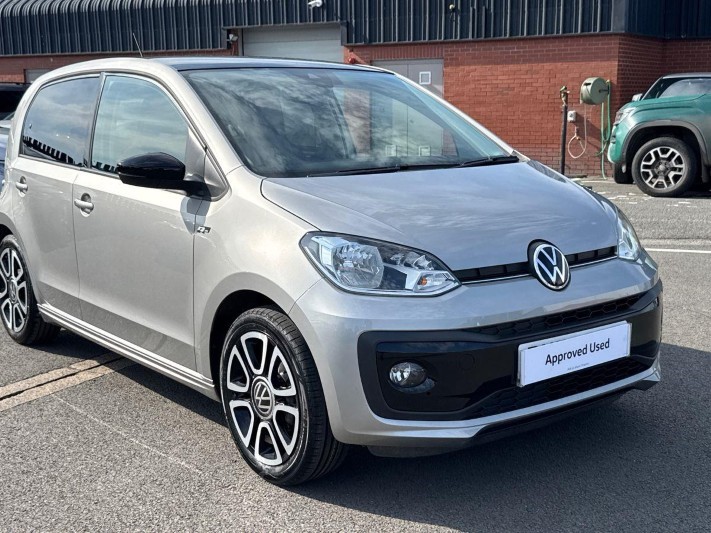 2022 (72) VOLKSWAGEN UP 1.0 65PS R-Line 5dr 5704276