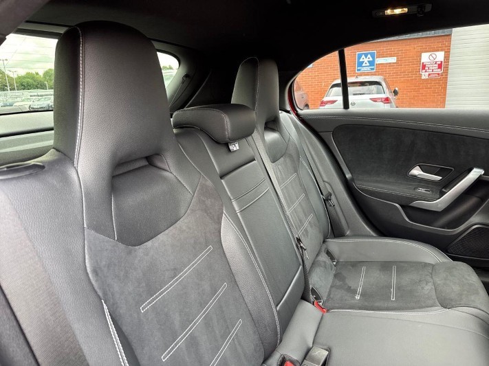 2022 (22) MERCEDES-BENZ A CLASS A250 AMG Line Premium Plus Edition 5dr Auto 5702254