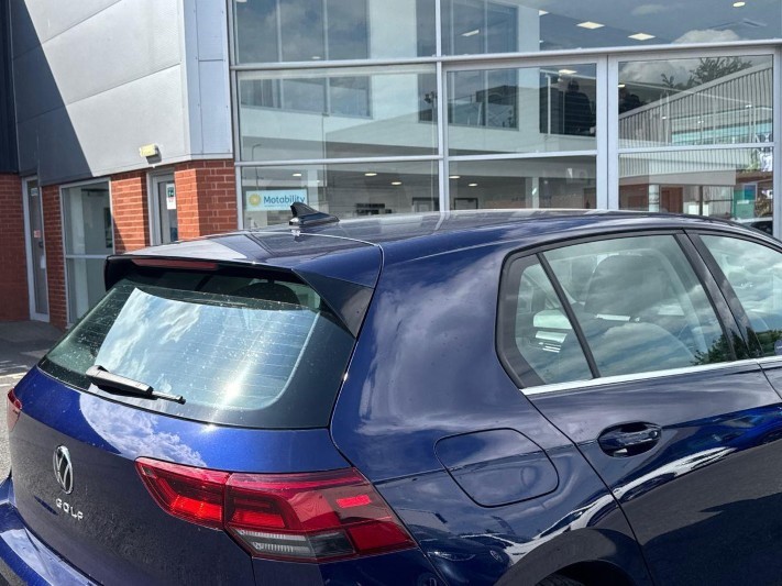 2021 (21) VOLKSWAGEN GOLF 1.5 eTSI 150 Style 5dr DSG 5674613