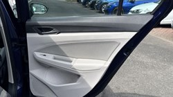 2021 (21) VOLKSWAGEN GOLF 1.5 eTSI 150 Style 5dr DSG 5674634