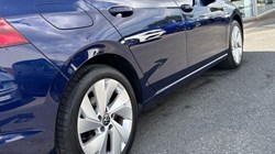 2021 (21) VOLKSWAGEN GOLF 1.5 eTSI 150 Style 5dr DSG 5674614