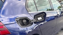 2021 (21) VOLKSWAGEN GOLF 1.5 eTSI 150 Style 5dr DSG 5674627
