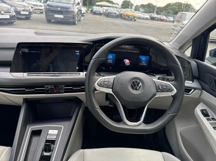 2021 (21) VOLKSWAGEN GOLF 1.5 eTSI 150 Style 5dr DSG 5674597