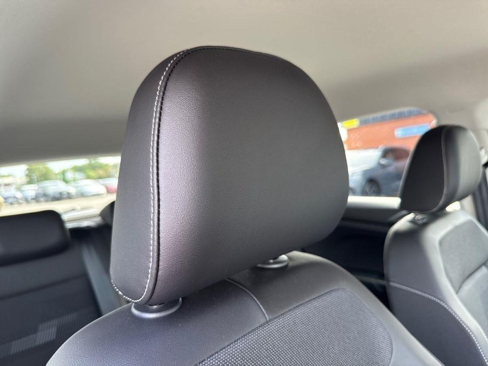 2023 (23) VOLKSWAGEN T-CROSS 1.0 TSI 110 Black Edition 5dr 5694233