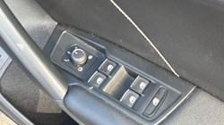 2020 (70) VOLKSWAGEN TIGUAN 2.0 TDi 150 R-Line Tech 5dr 5710356
