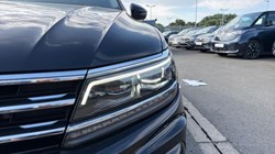 2020 (70) VOLKSWAGEN TIGUAN 2.0 TDi 150 R-Line Tech 5dr 5710370