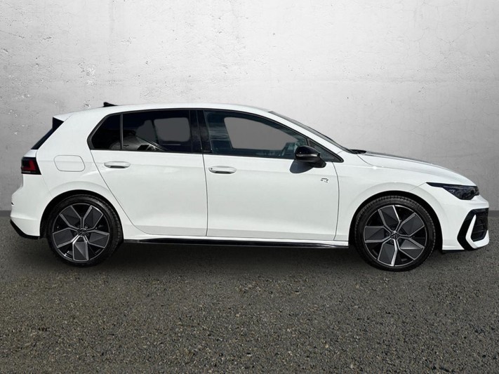 2025 (75) VOLKSWAGEN GOLF 1.5 eTSI 150 Black Edition 5dr DSG 5671065