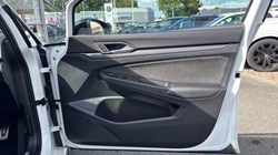 2025 (75) VOLKSWAGEN GOLF 1.5 eTSI 150 Black Edition 5dr DSG 5671075
