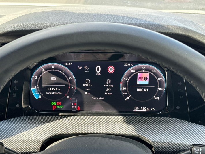 2025 (75) VOLKSWAGEN GOLF 1.5 eTSI 150 Black Edition 5dr DSG 5671084