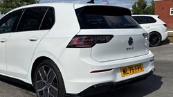 2025 (75) VOLKSWAGEN GOLF 1.5 eTSI 150 Black Edition 5dr DSG 5671107