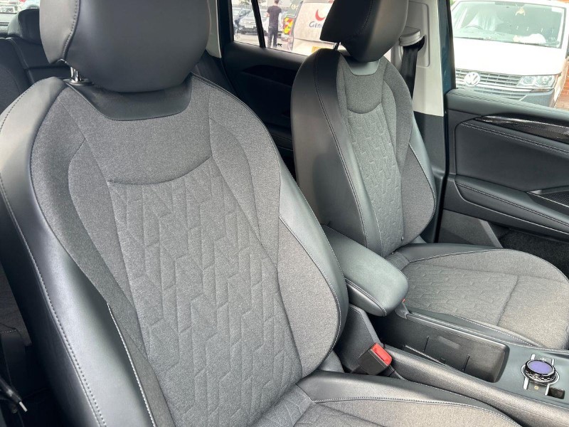 2025 (25) VOLKSWAGEN TIGUAN 2.0 TDI Match 5dr DSG 5714410