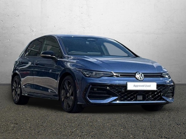 2025 (75) VOLKSWAGEN GOLF 1.5 eTSI 150 Black Edition 5dr DSG