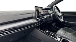 2025 (75) VOLKSWAGEN GOLF 1.5 eTSI 150 Black Edition 5dr DSG 5673718
