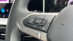 2025 (75) VOLKSWAGEN GOLF 1.5 eTSI 150 Black Edition 5dr DSG 5673737