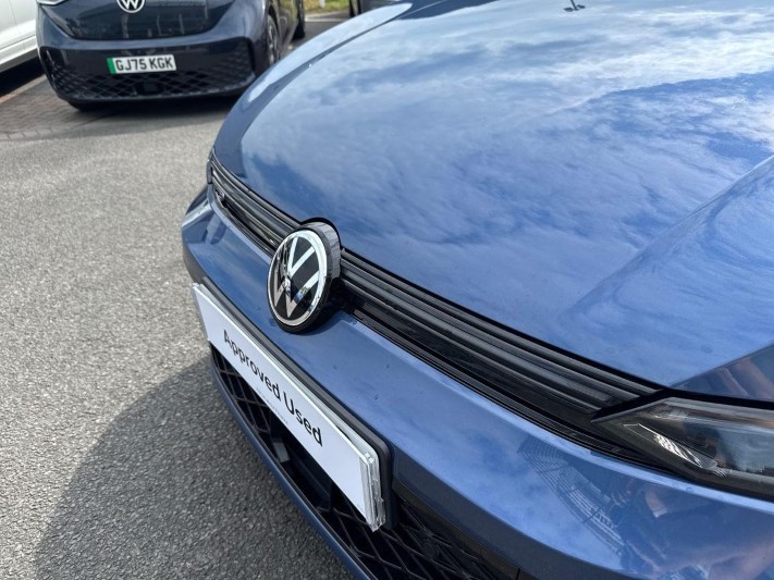 2025 (75) VOLKSWAGEN GOLF 1.5 eTSI 150 Black Edition 5dr DSG 5673759