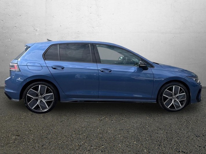 2025 (75) VOLKSWAGEN GOLF 1.5 eTSI 150 Black Edition 5dr DSG 5673720