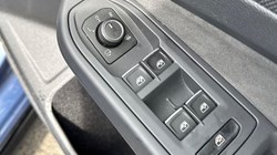 2025 (75) VOLKSWAGEN GOLF 1.5 eTSI 150 Black Edition 5dr DSG 5673732