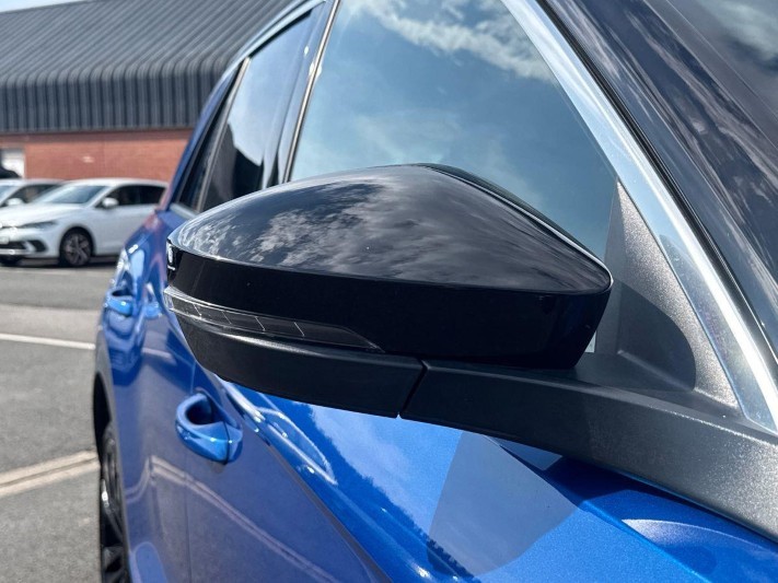 2019 (69) VOLKSWAGEN T-ROC 1.5 TSI EVO R-Line 5dr 5703887