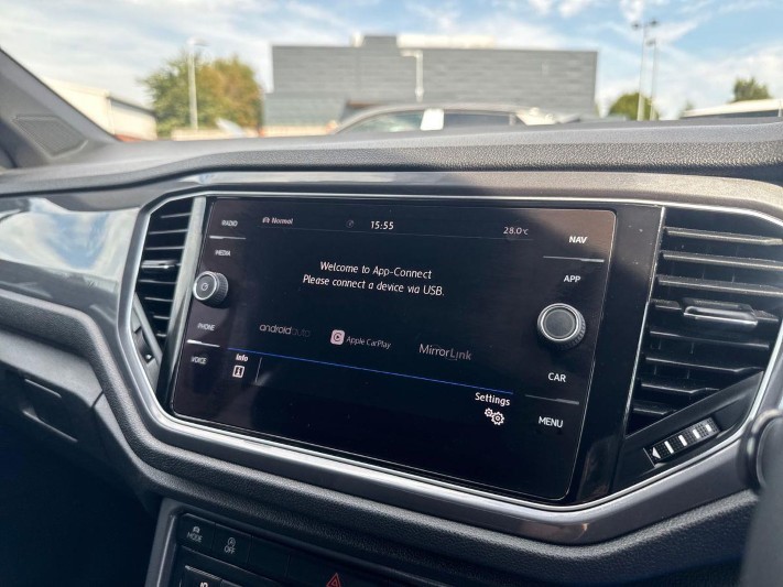 2019 (69) VOLKSWAGEN T-ROC 1.5 TSI EVO R-Line 5dr 5703904