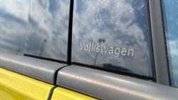 2020 (70) VOLKSWAGEN GOLF 1.5 TSI 150 R-Line 5dr 5673689