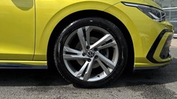 2020 (70) VOLKSWAGEN GOLF 1.5 TSI 150 R-Line 5dr 5673641