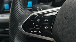 2020 (70) VOLKSWAGEN GOLF 1.5 TSI 150 R-Line 5dr 5673657