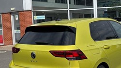 2020 (70) VOLKSWAGEN GOLF 1.5 TSI 150 R-Line 5dr 5673676