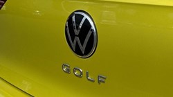 2020 (70) VOLKSWAGEN GOLF 1.5 TSI 150 R-Line 5dr 5673683