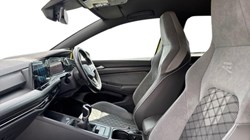 2020 (70) VOLKSWAGEN GOLF 1.5 TSI 150 R-Line 5dr 5673643