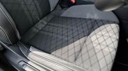 2020 (70) VOLKSWAGEN GOLF 1.5 TSI 150 R-Line 5dr 5673654