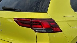2020 (70) VOLKSWAGEN GOLF 1.5 TSI 150 R-Line 5dr 5673681