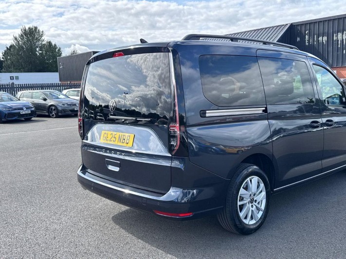 2025 (25) VOLKSWAGEN CADDY MAXI 1.5 TSI Life 116 5dr DSG [Tech Pack] 5701722