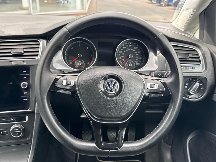 2019 (69) VOLKSWAGEN GOLF 2.0 TDI Match Edition 5dr 5694099