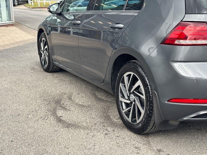 2019 (69) VOLKSWAGEN GOLF 2.0 TDI Match Edition 5dr 5694120
