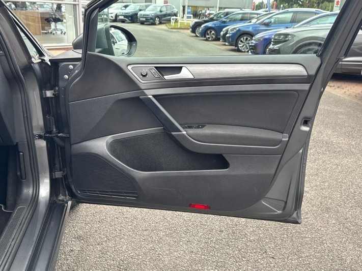 2019 (69) VOLKSWAGEN GOLF 2.0 TDI Match Edition 5dr 5694093