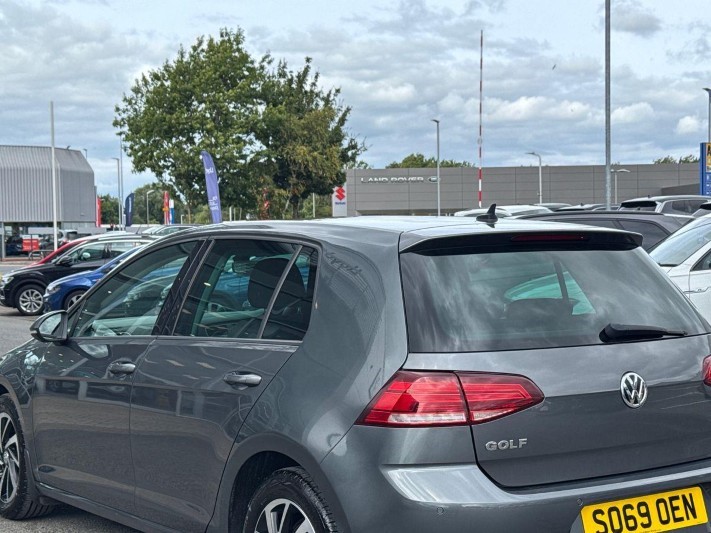 2019 (69) VOLKSWAGEN GOLF 2.0 TDI Match Edition 5dr 5694119