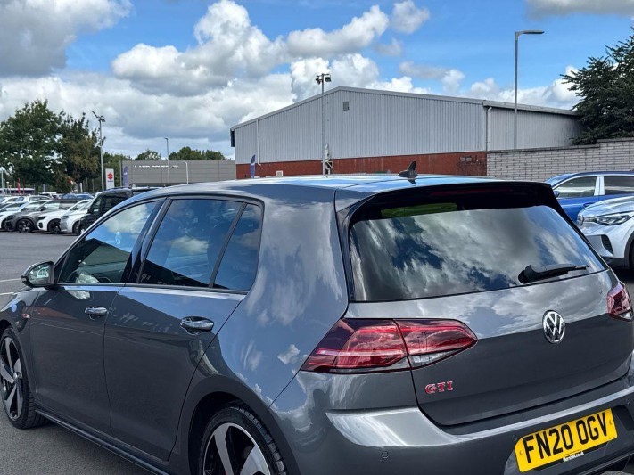 2020 (20) VOLKSWAGEN GOLF 2.0 TSI 245 GTI Performance 5dr DSG 5700017