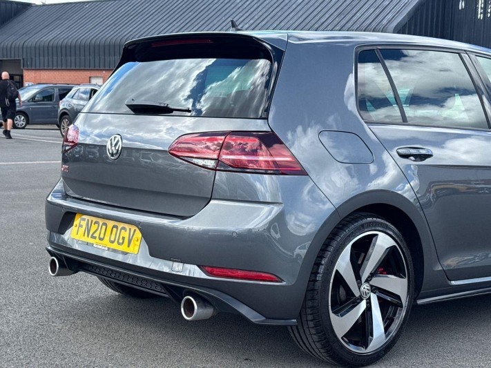 2020 (20) VOLKSWAGEN GOLF 2.0 TSI 245 GTI Performance 5dr DSG 5700023