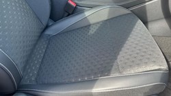 2026 (26) VOLKSWAGEN T-ROC 1.5 eTSI 150 R-Line 5dr DSG 5717769