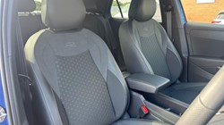 2026 (26) VOLKSWAGEN T-ROC 1.5 eTSI 150 R-Line 5dr DSG 5717770